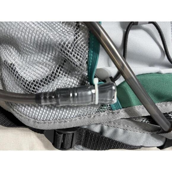 Avalanche Pioneer Hydration Bag Gray  1L/34oz - Picture 2 of 5